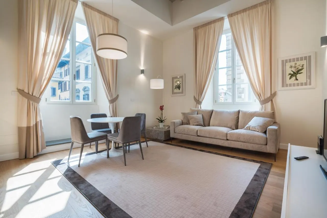 Brunelleschi Suite Florencie 0*,